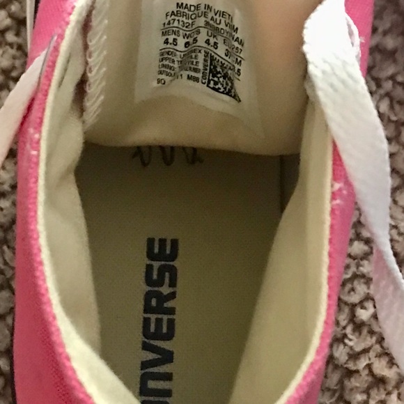 SOLD Chuck Taylor All Star Classic Pink High Top Converse Sneakers 6.5 Like NEW - Picture 6 of 8